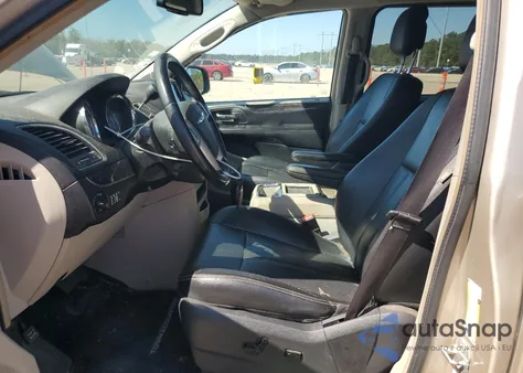 2014 Chrysler Town & Country Touring z USA, uszkodzony, nr VIN 2C4RC1BG7ER295867